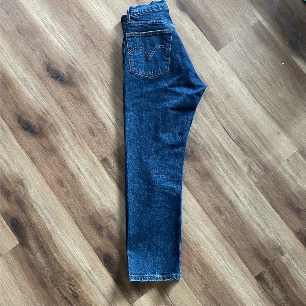 Levis 25/26